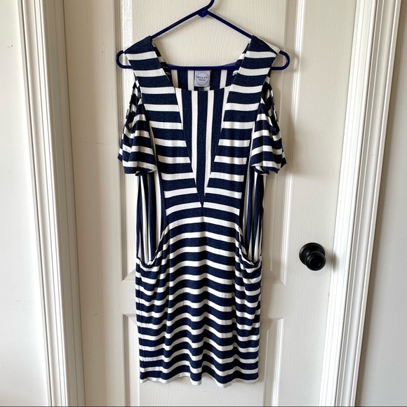 VIOLET WEEKEND Soft Striped Cold Shoulder Dress—M - Picture 5 of 12